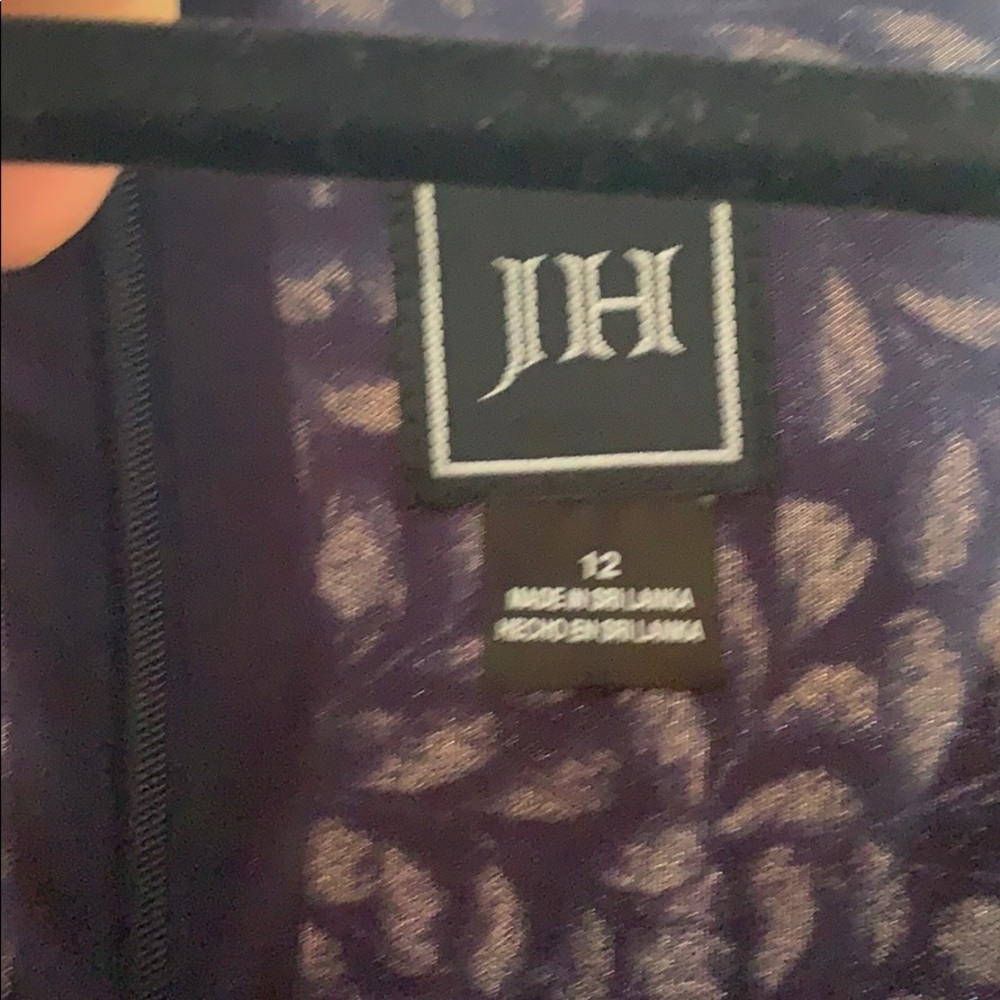 Dress - Picture 3 of 4